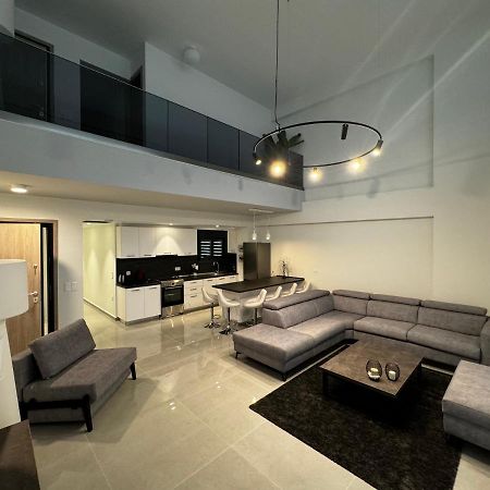 Icon Urban Living Trikala Bed & Breakfast ภายนอก รูปภาพ