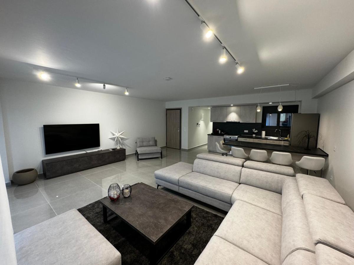 Icon Urban Living Trikala Bed & Breakfast ภายนอก รูปภาพ