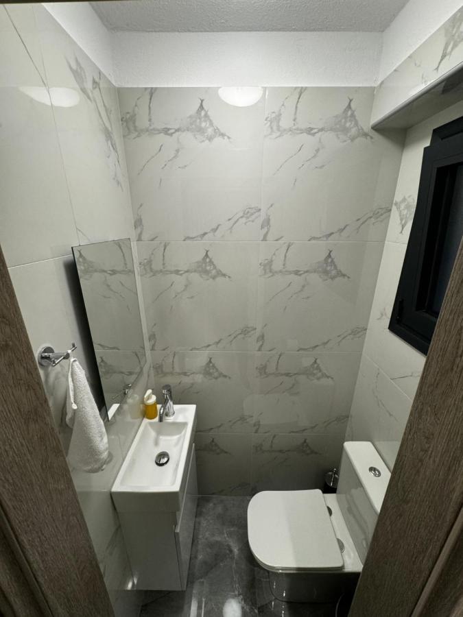 Icon Urban Living Trikala Bed & Breakfast ภายนอก รูปภาพ
