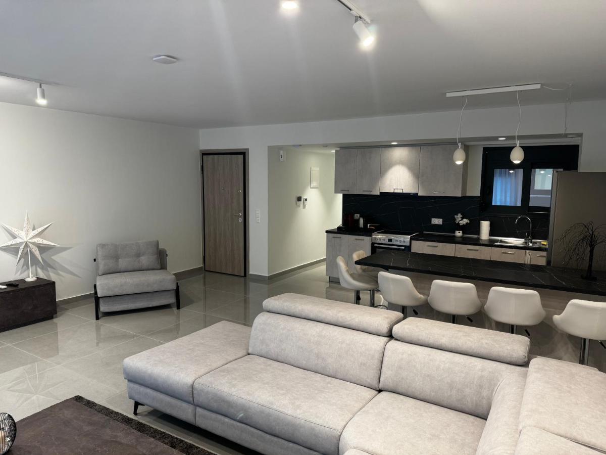 Icon Urban Living Trikala Bed & Breakfast ภายนอก รูปภาพ