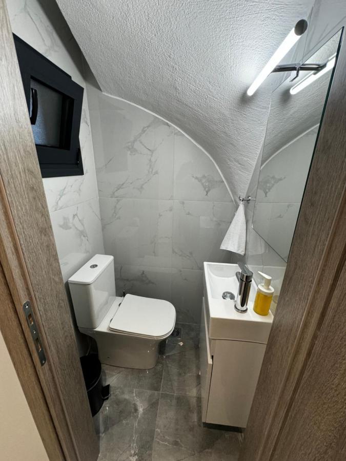 Icon Urban Living Trikala Bed & Breakfast ภายนอก รูปภาพ