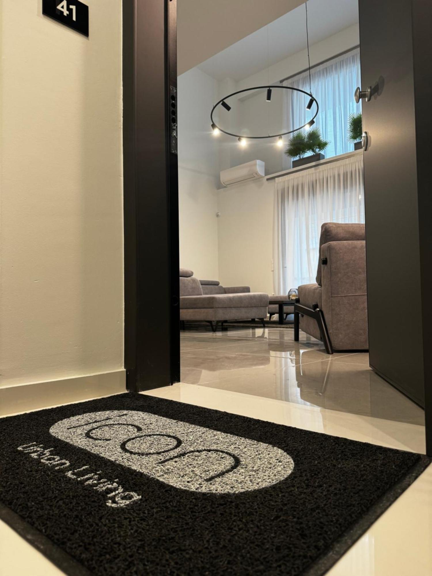 Icon Urban Living Trikala Bed & Breakfast ภายนอก รูปภาพ