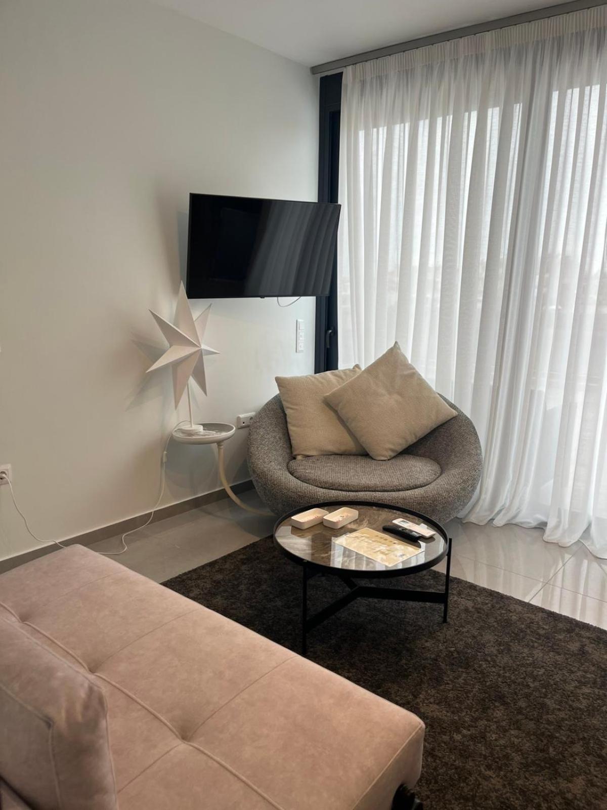 Icon Urban Living Trikala Bed & Breakfast ภายนอก รูปภาพ